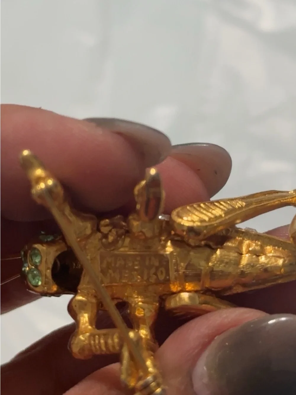 N/A elegant gold